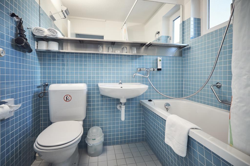 Private Holiday Homes By Solaria Davos Room photo